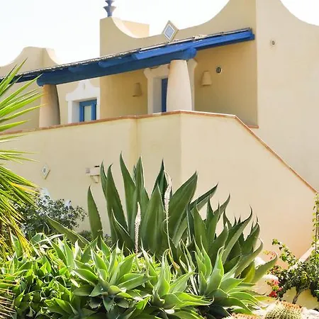 Villa Marsa Siclà Le *